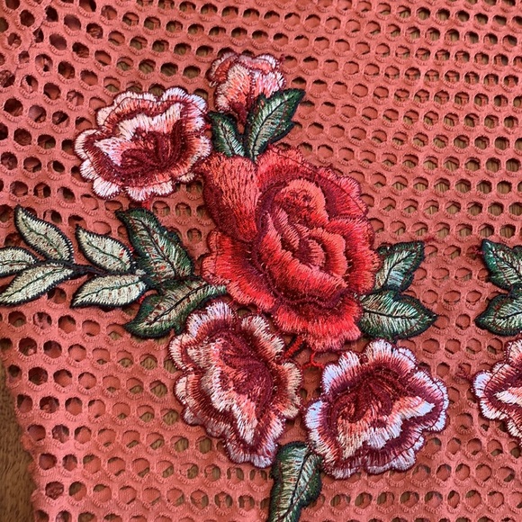 Netted beach cover-up/tunic top - Picture 2 of 3